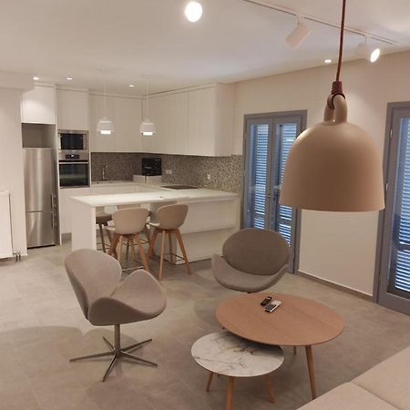 Pink Rose Luxury And Comfort Apartment At The Centre Of Preveza Esterno foto